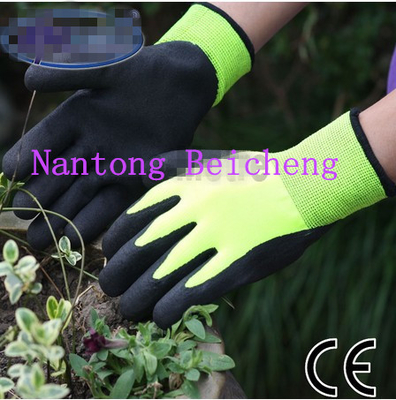 Fluorescein Polyester Liner Nitrile Work Gloves , 13 Gauge Black Nitrile Sandy Glove